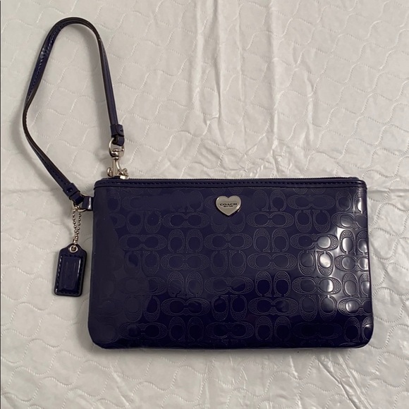 Coach Perforated Logo Liquid Gloss 51677 violet purple color wristlet - Picture 1 of 8